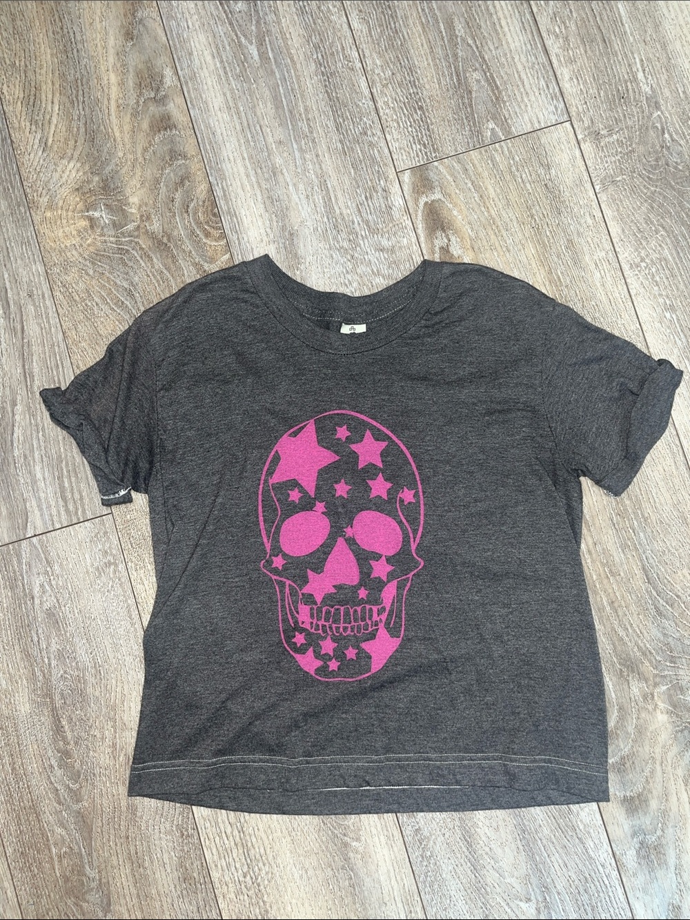 Tultex Dark Gray Short Sleeve Tee with Pink Star Skull